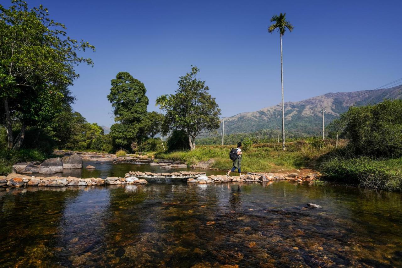 Agraharam Resorts Thirunelly Buitenkant foto